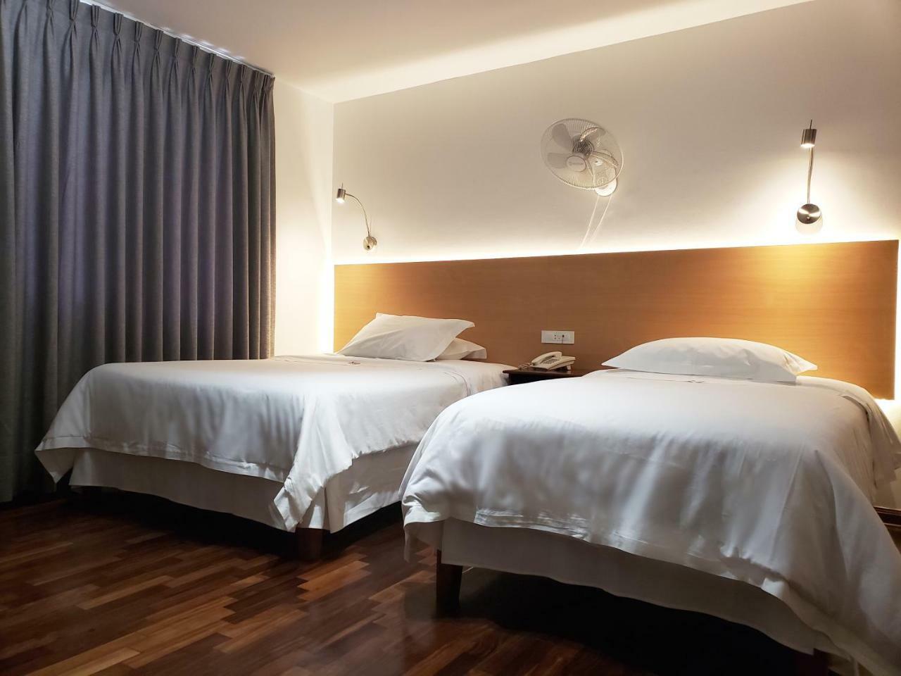 Hotel El Carmelo Miraflores ลิมา ภายนอก รูปภาพ